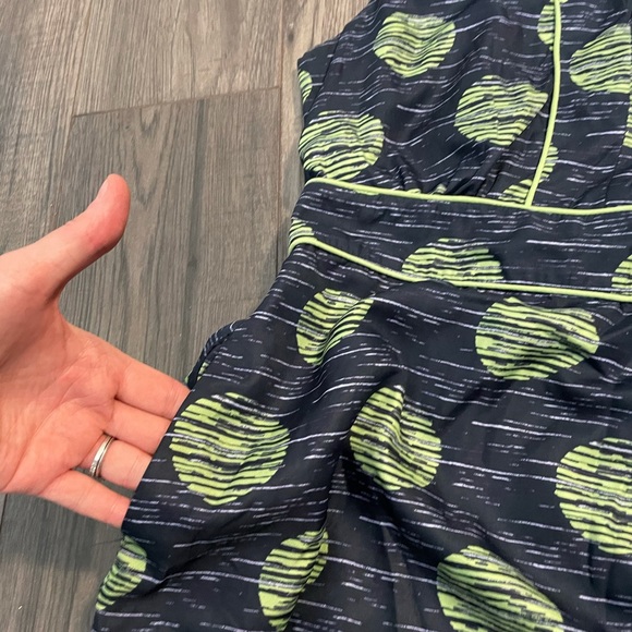 Banana Republic Sheath Dress - Picture 3 of 5